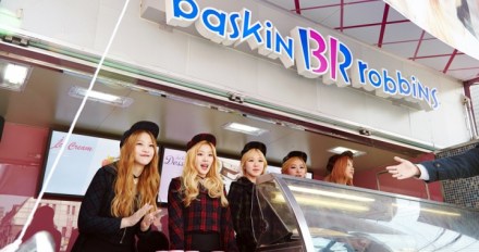 K-pop group, Red Velvet holding a meet and greet at Baskin Robbins